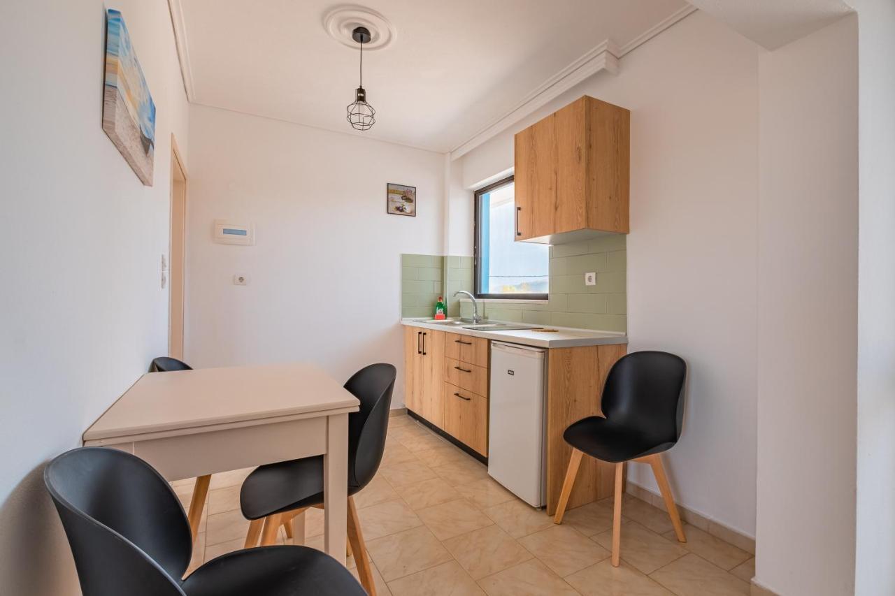 Anthia Apartments マルマリ エクステリア 写真