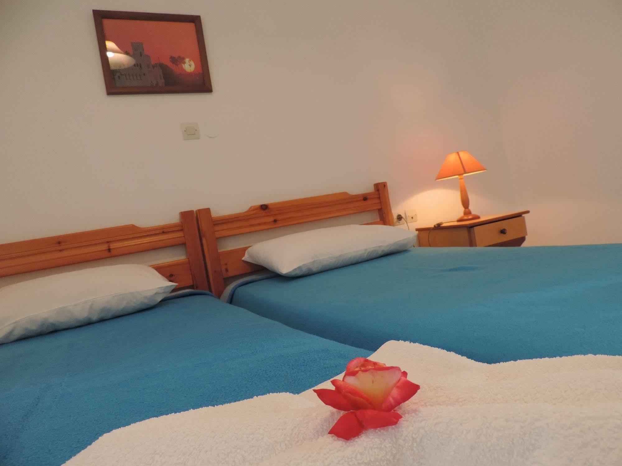 Anthia Apartments マルマリ エクステリア 写真